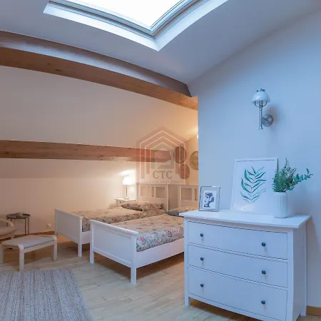 Rue D'antibes: Agreable Quatre Pieces Apartment Cannes