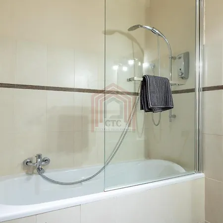 Rue D'antibes: Agreable Quatre Pieces Apartmán Cannes
